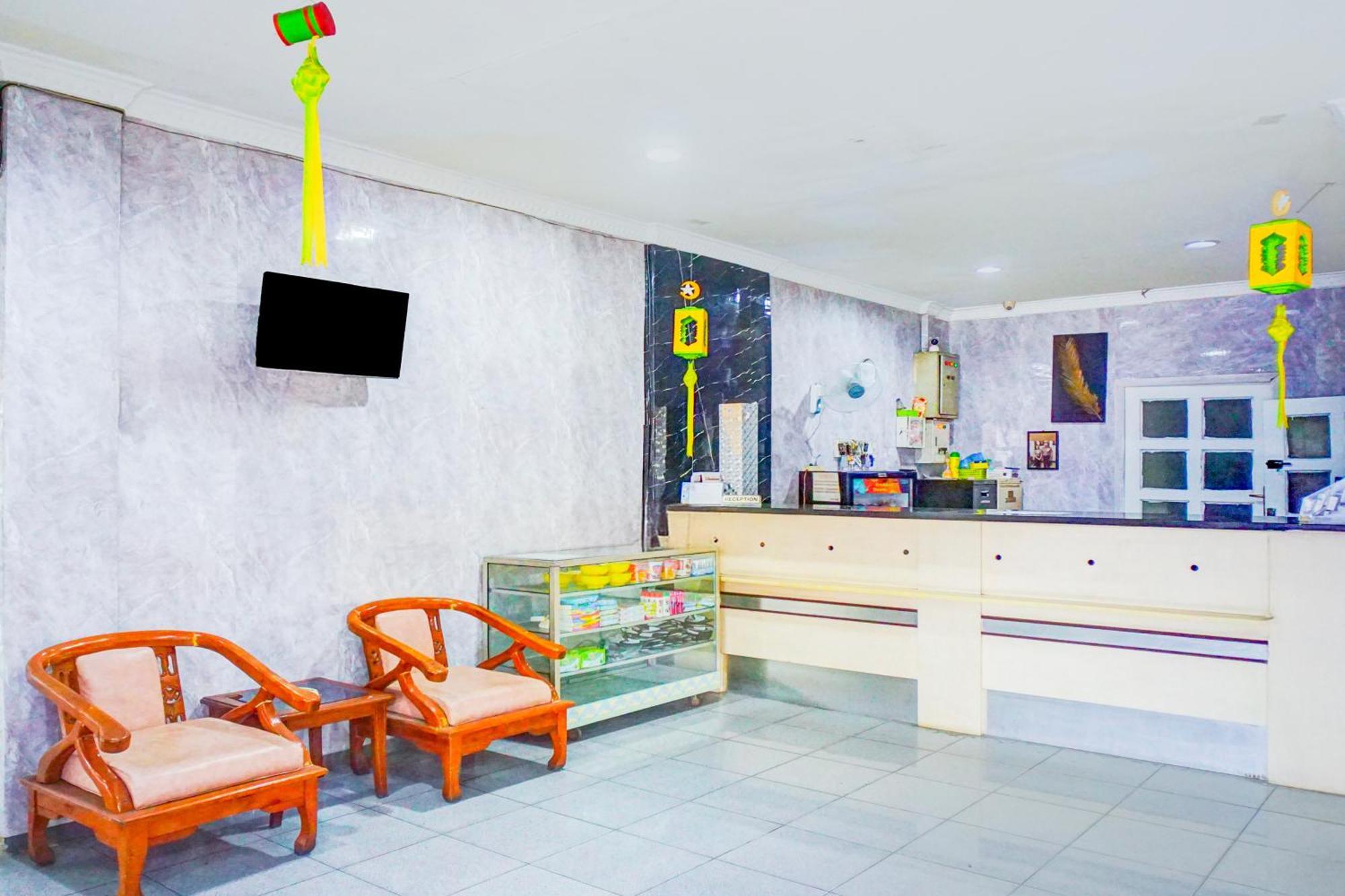 Hotel O Asyaffirah Near Masjid Raya Al Mashun Sm Raja Медан Екстер'єр фото